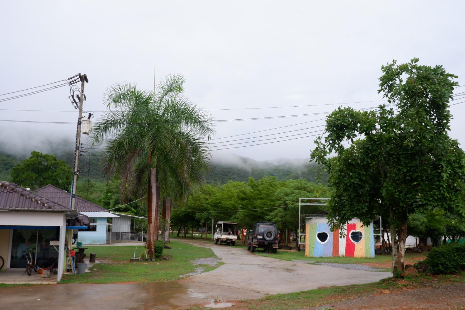 Others 5, Baan Rai Pray Rung Kaeng Krachan, Kaeng Krachan