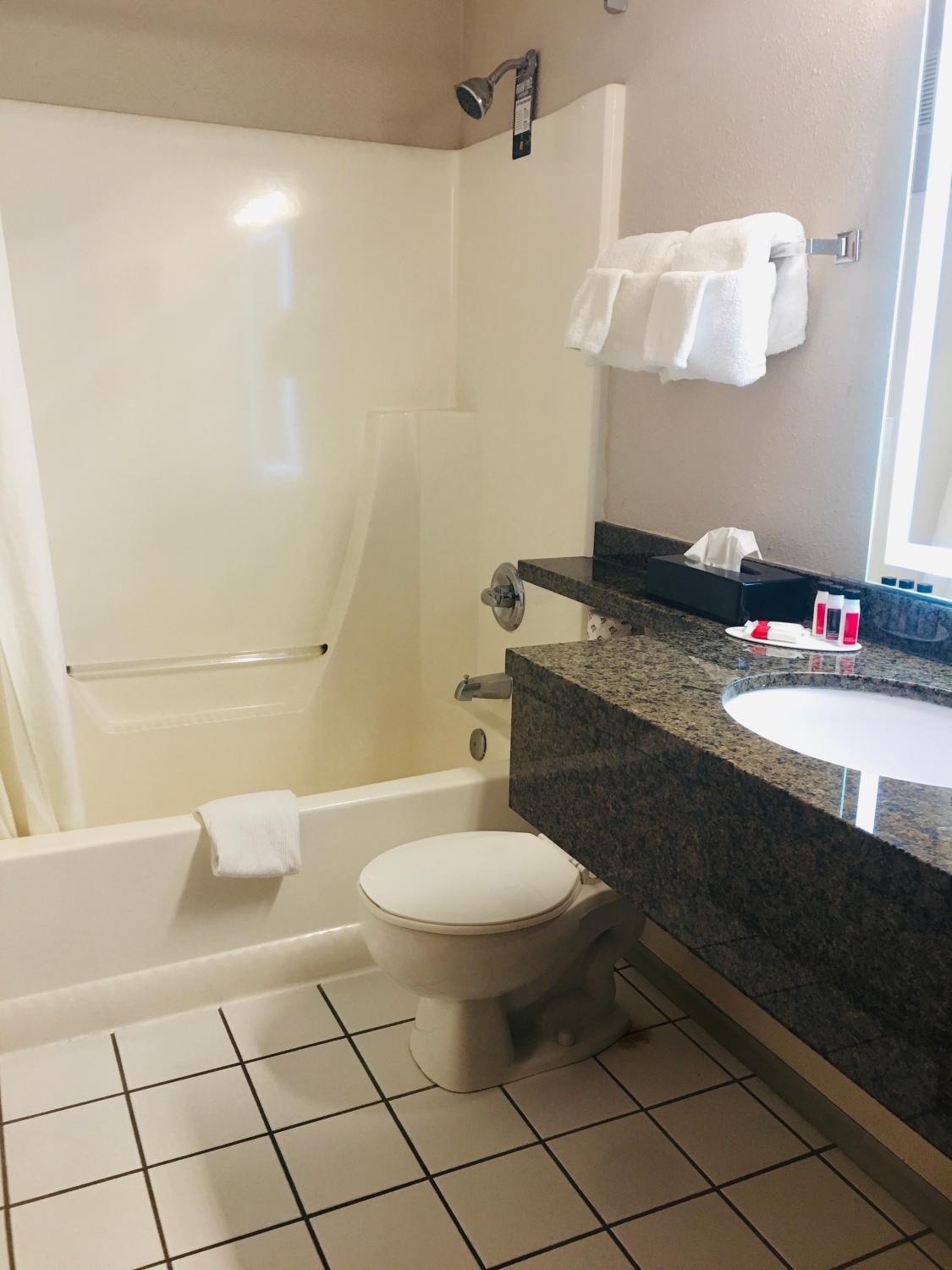 Bathroom 4, Super 8 By Wyndham Swift Current, Division No. 8