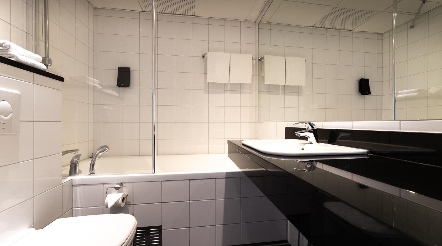 Bathroom, Quality Hotel Panorama, Trondheim