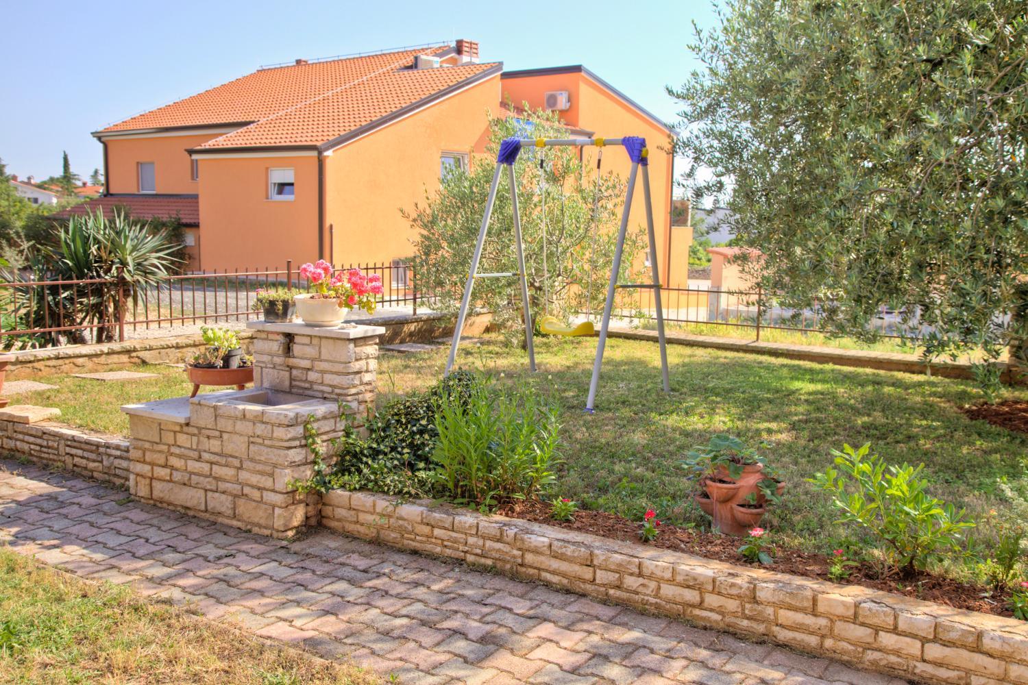 Garden 4, Comfortable apartments in Peroj near the sea, Vodnjan