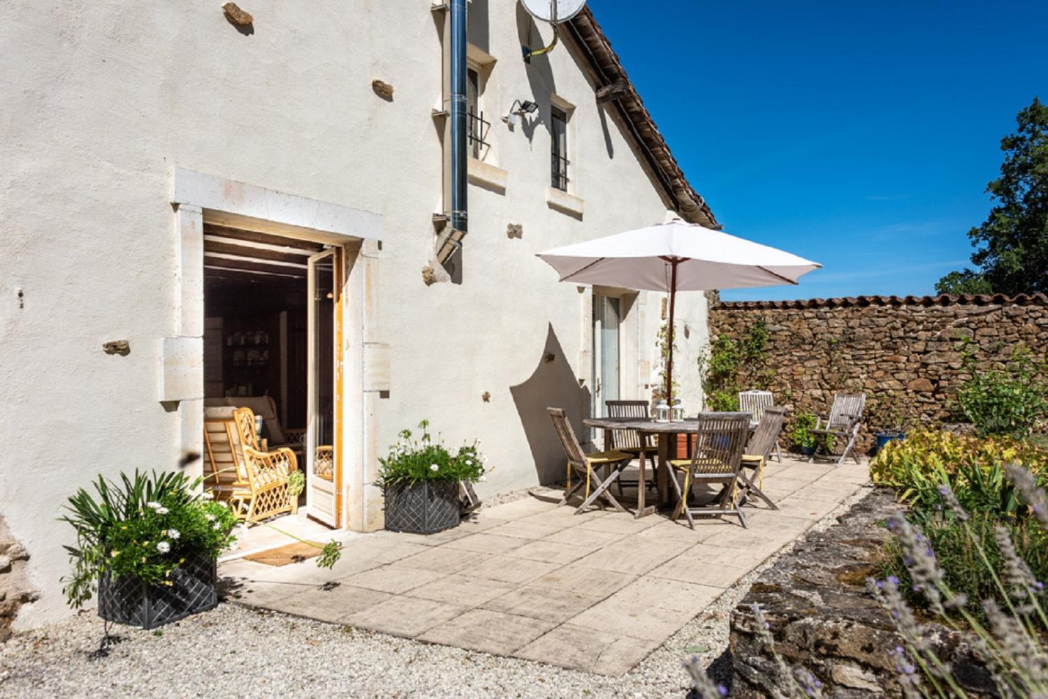 Facilities 3, Oak Tree Gites, Charente