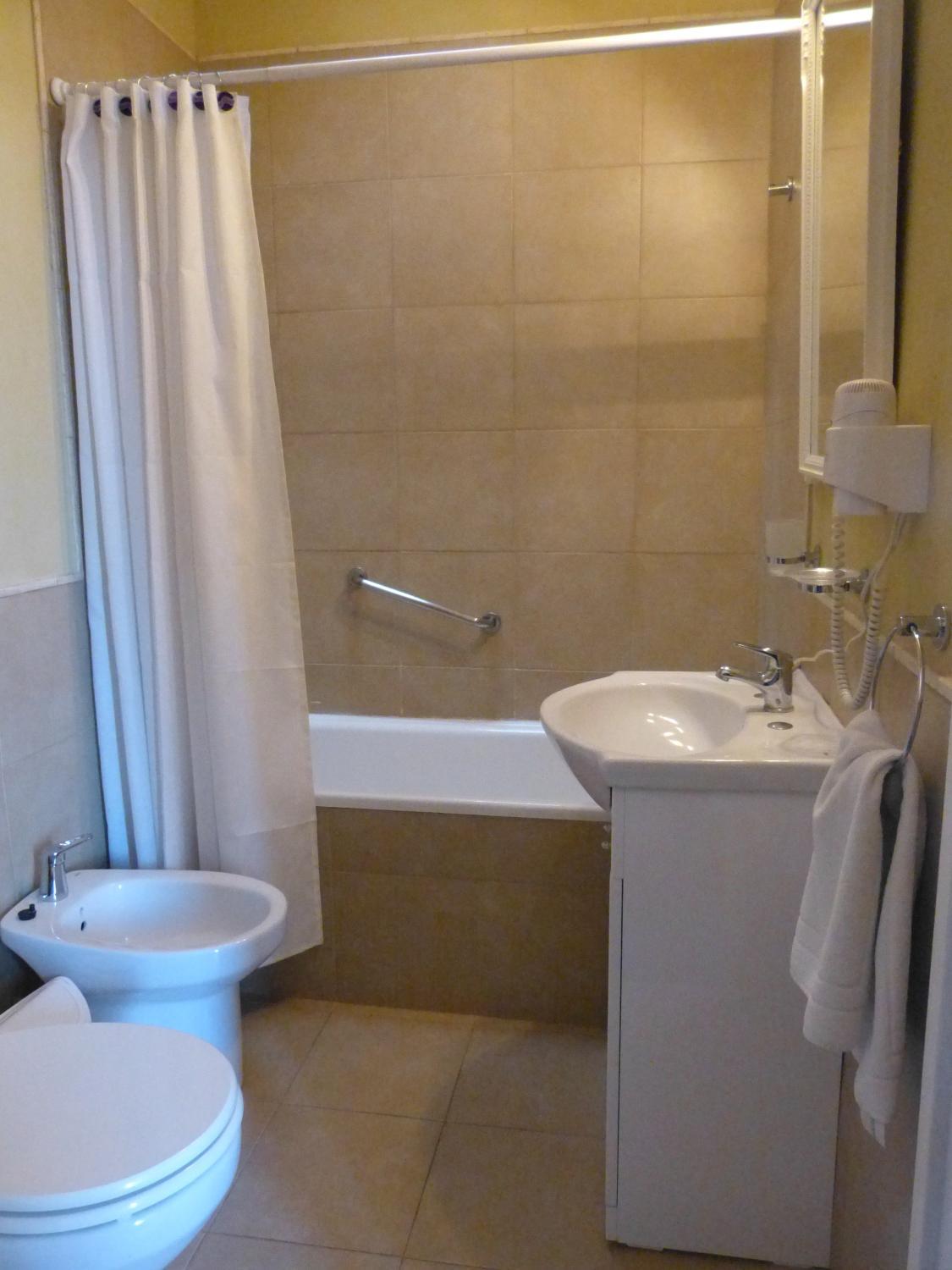 Bathroom, Nuevos Horizontes, Tandil