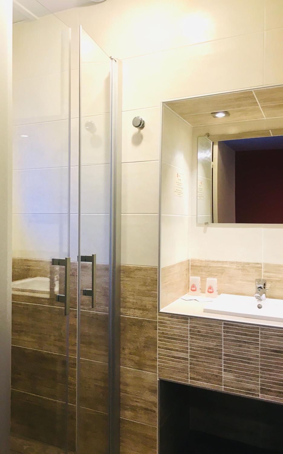 Bathroom 3, Arcanson, Isère
