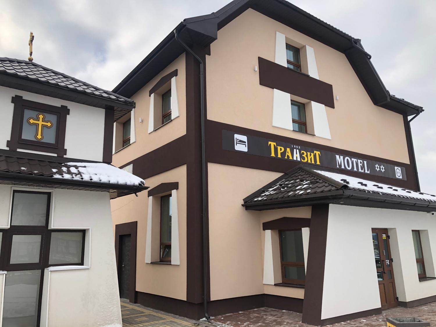 3, Транзит Motel, Tysmenyts'kyi
