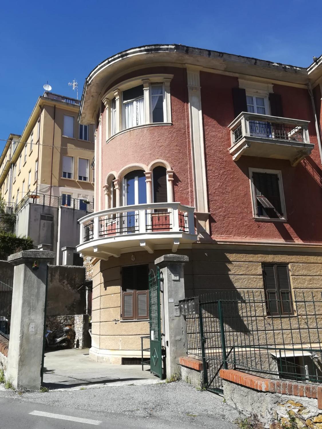 Others, La casa di Via Defferrari, Savona