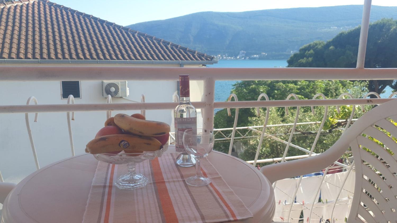 Balcony/terrace 3, Apartmani ARNAUT Pansion