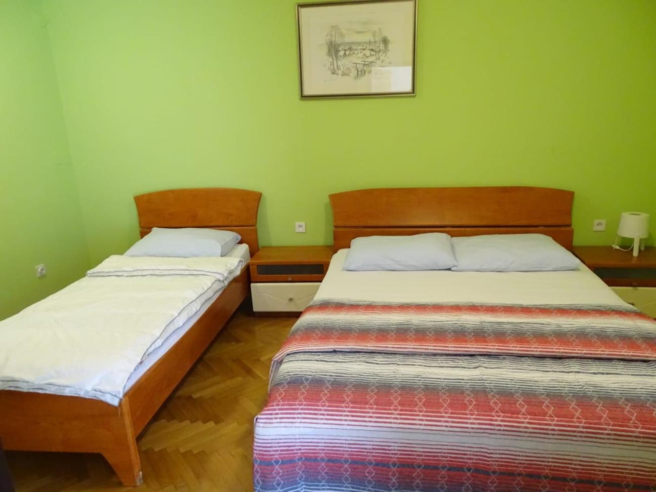 2, Zana Apartments, Pag