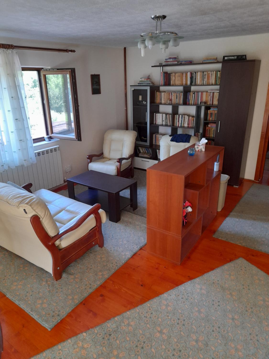 4, Casa Zoe Seaca, Calimanesti