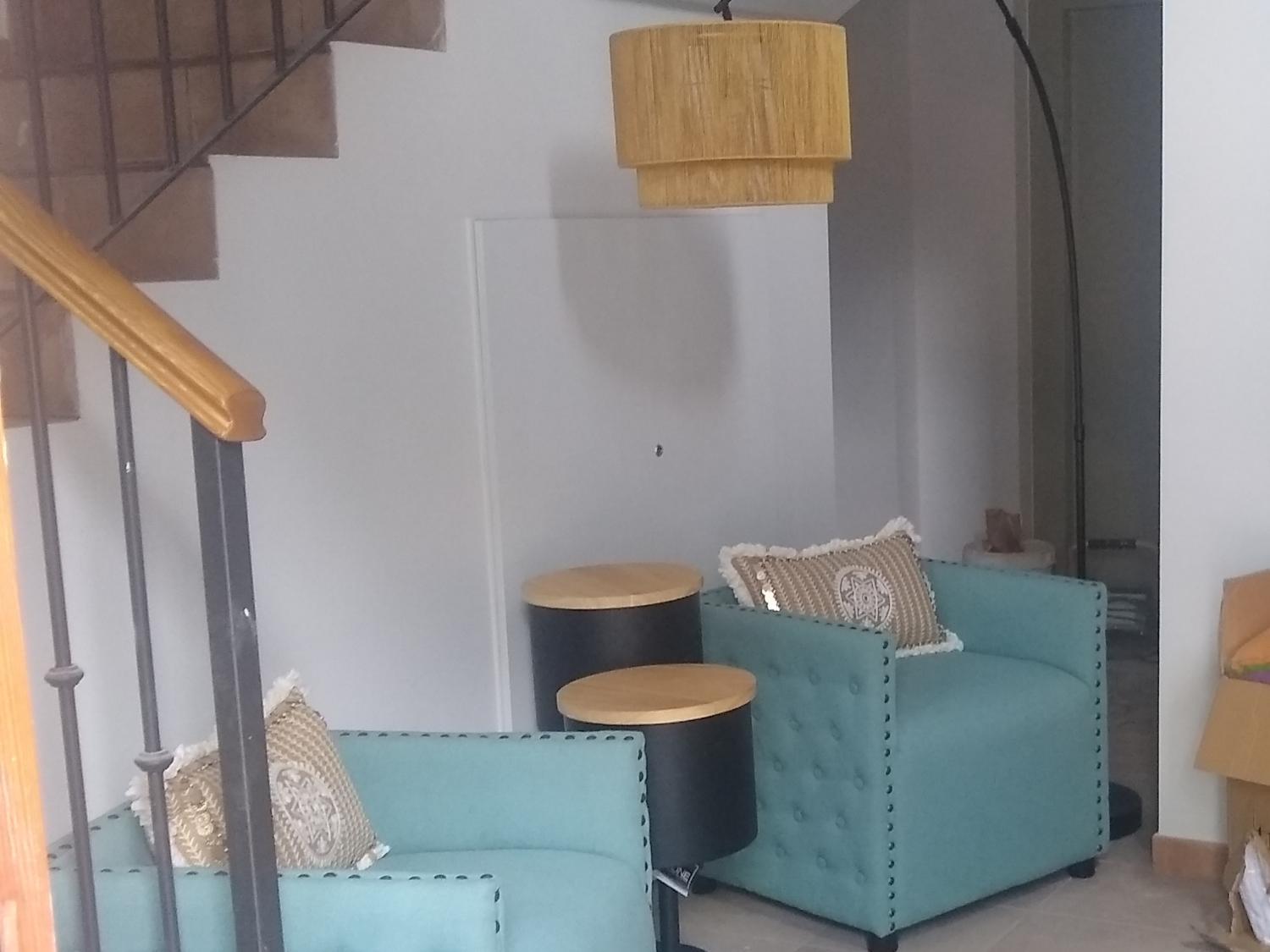 Lobby 3, Apt Nuevos con caballos Fio de Neu, Huesca