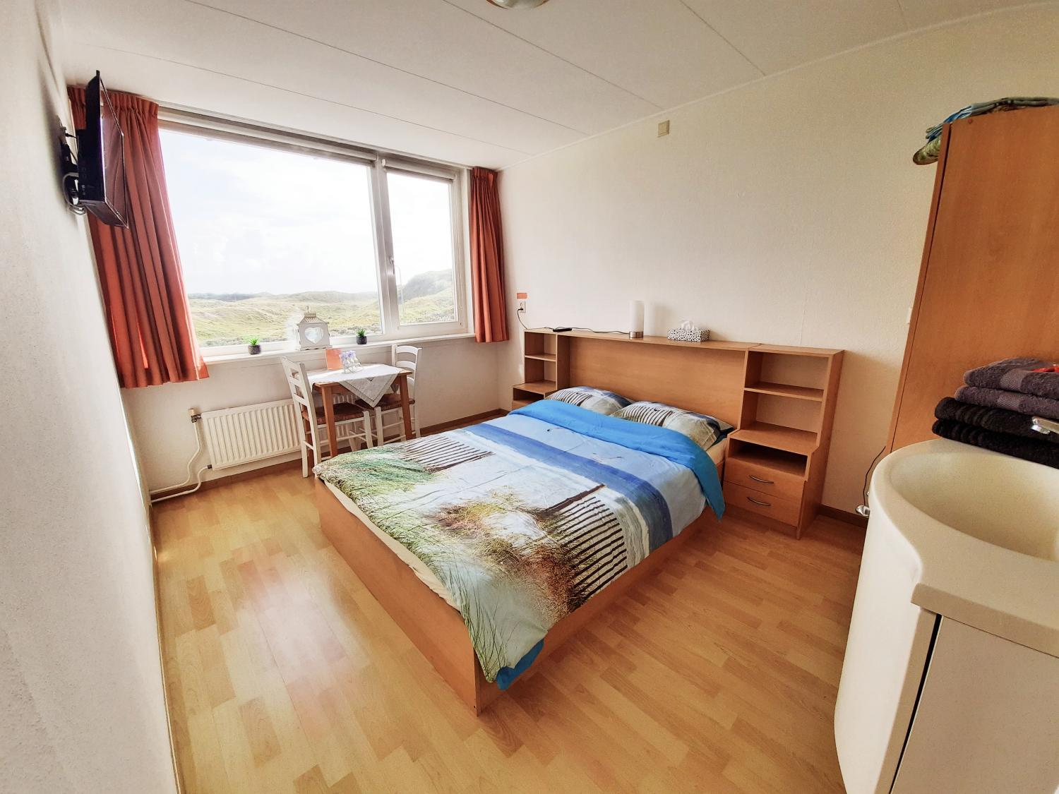 3, Zimmer mit Fruhstuck de Graaff, Bergen