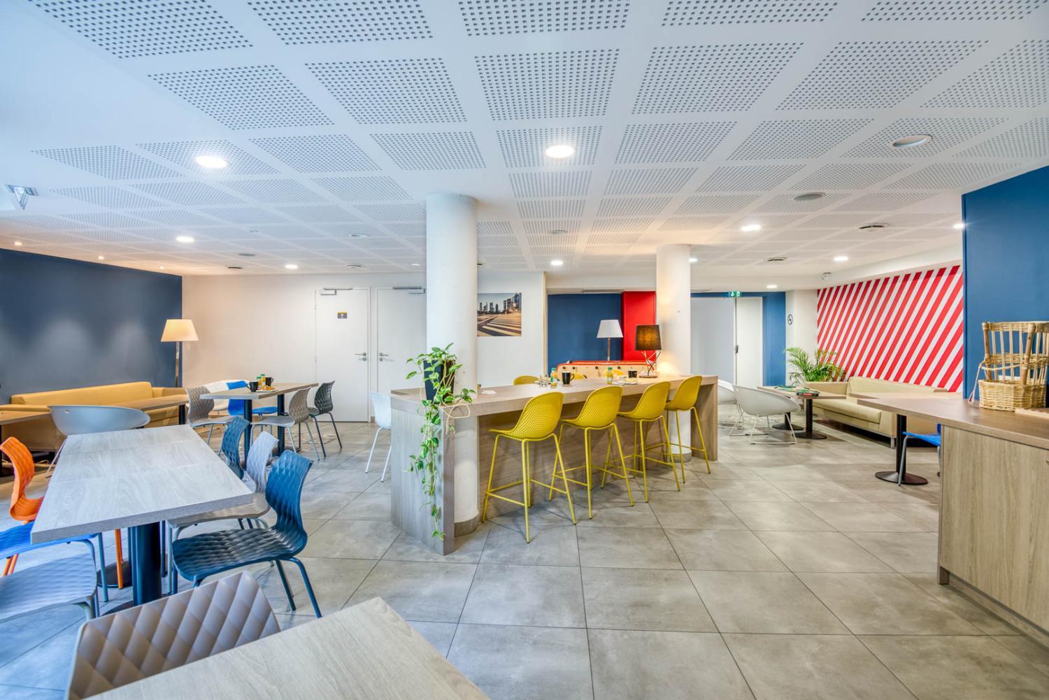 Bar/lounge