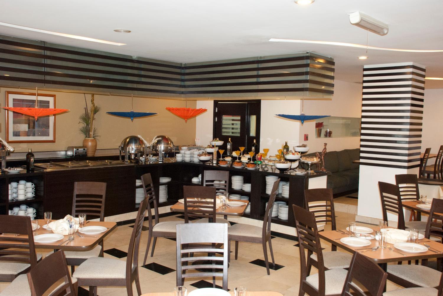 Food & Drinks 5, PF Suites, Mexico City