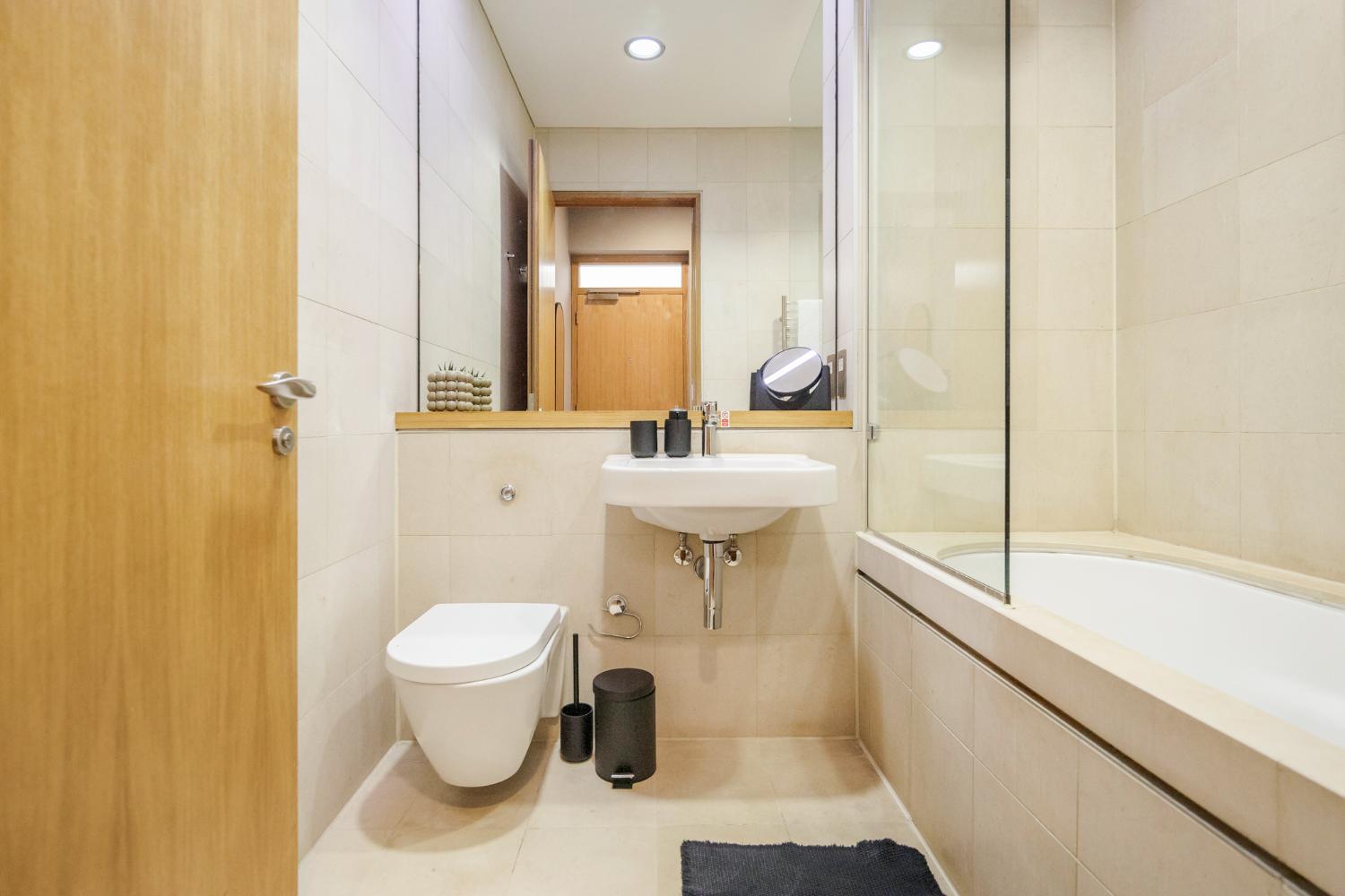 Bathroom, Kula London - Holborn, London