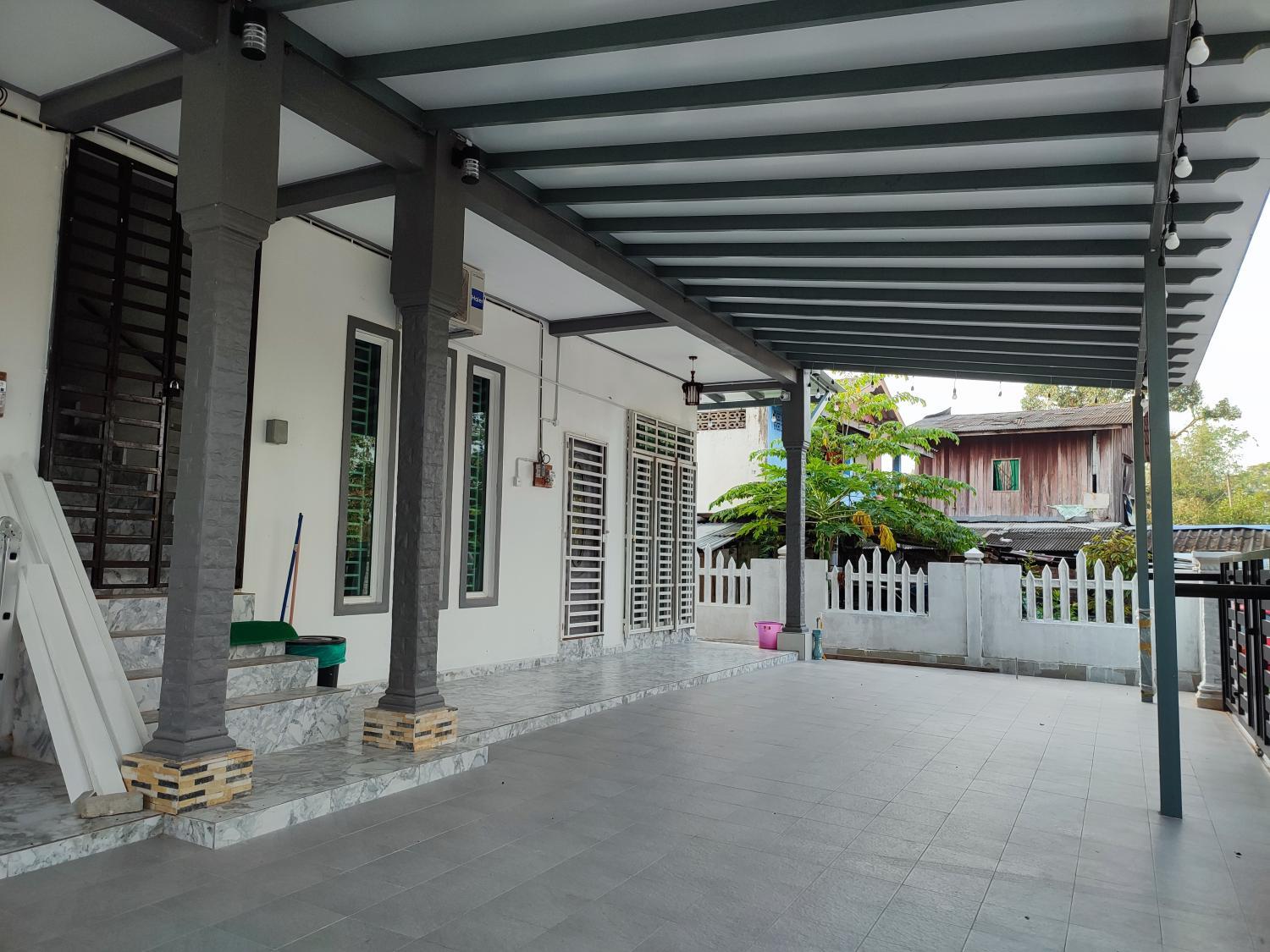 Others 5, Kayangan Inn, Pasir Mas