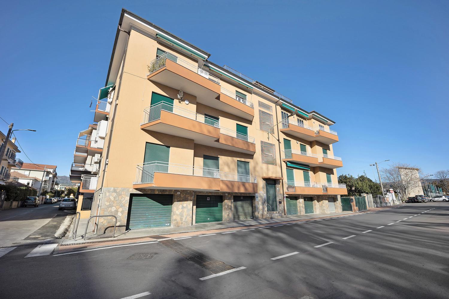 Exterior view 4, Victoria Apartments Maiolica, Imperia