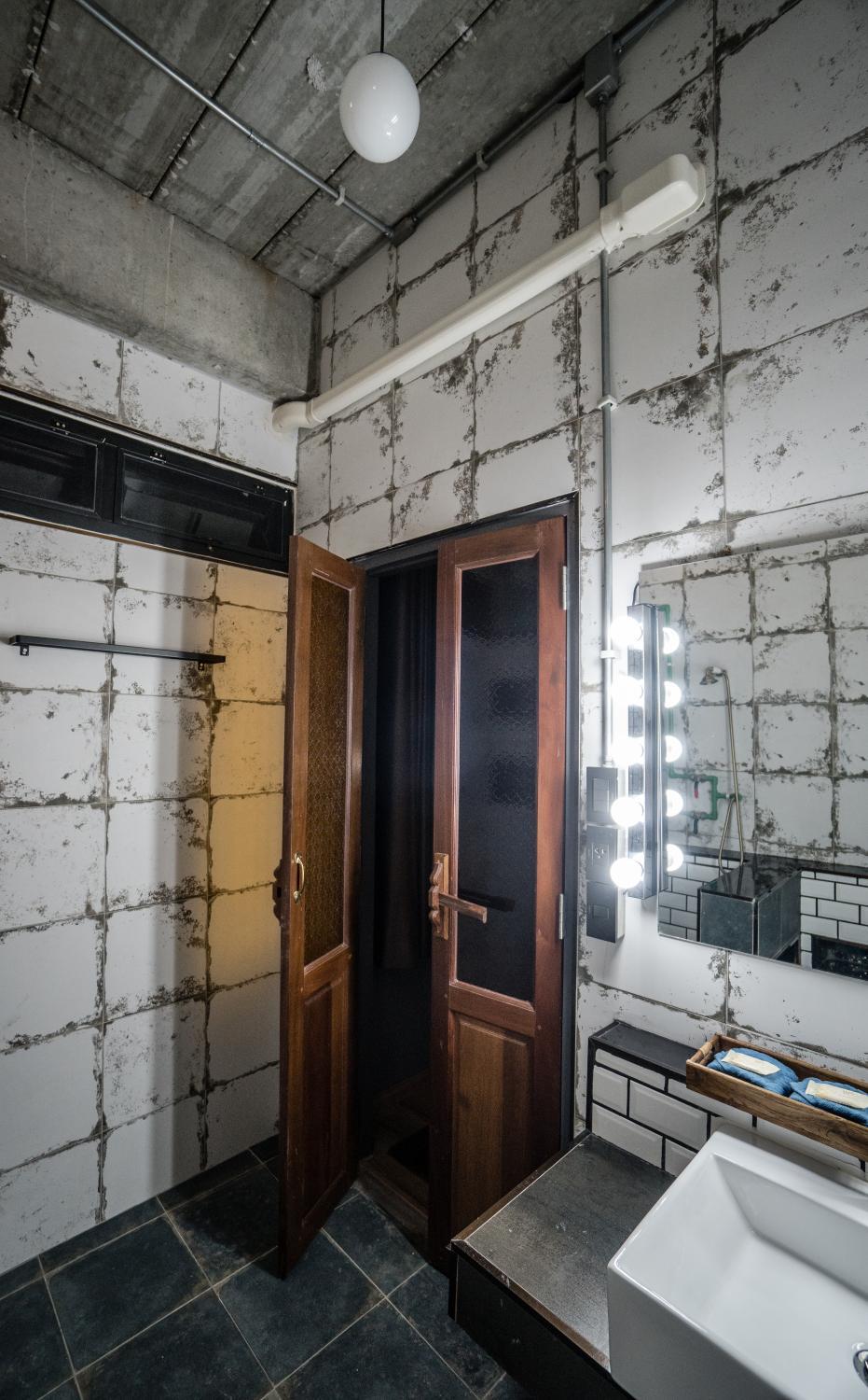 Bathroom, Boarding House Hotel, Sam Phran
