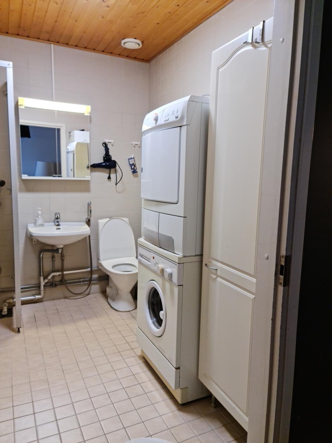 Shower, Terrace Apartments at Kirkkokatu, Southern Savonia