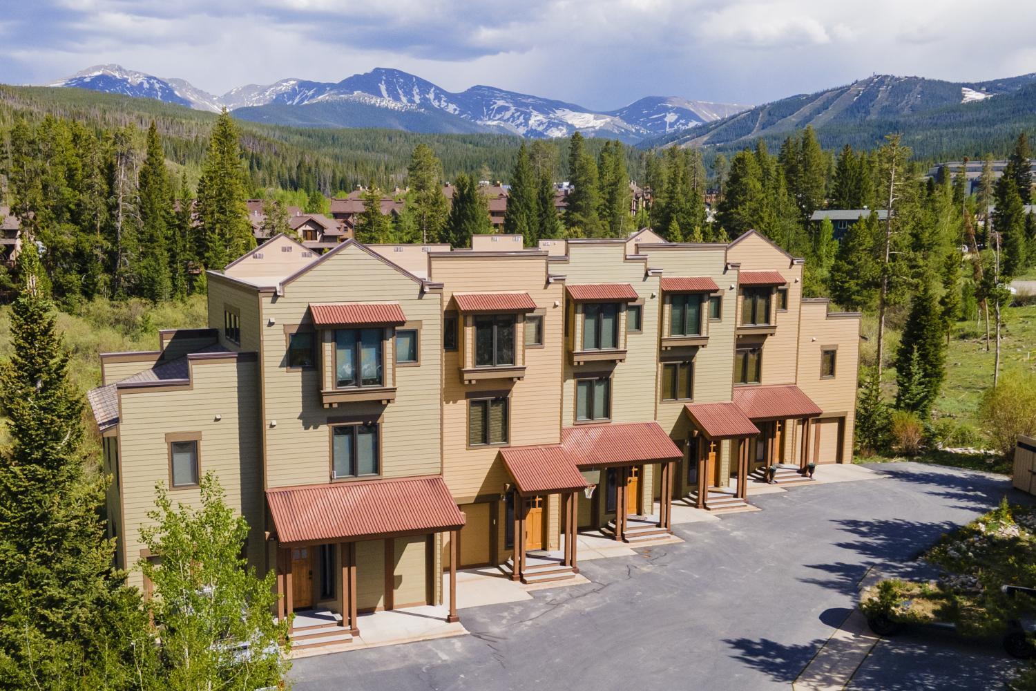 4, Willows Way 106 townhouse, Grand