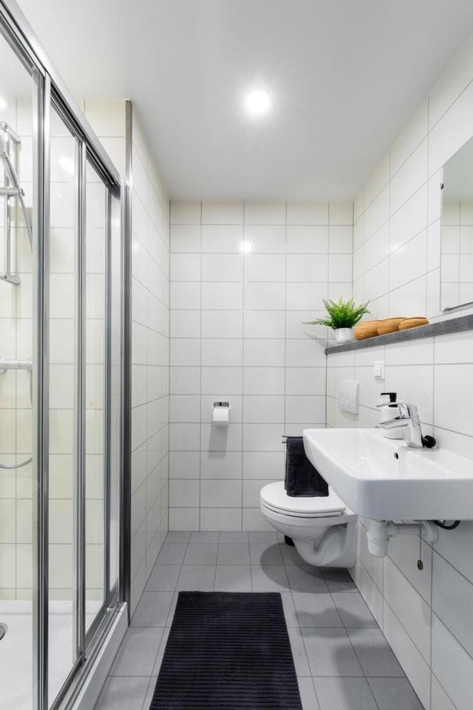 Bathroom 2, Green Stay, Essen