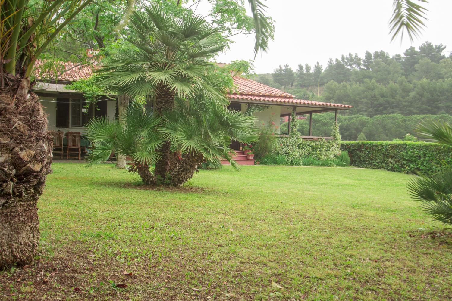 Others, Villa Monserrato - Goelba, Livorno