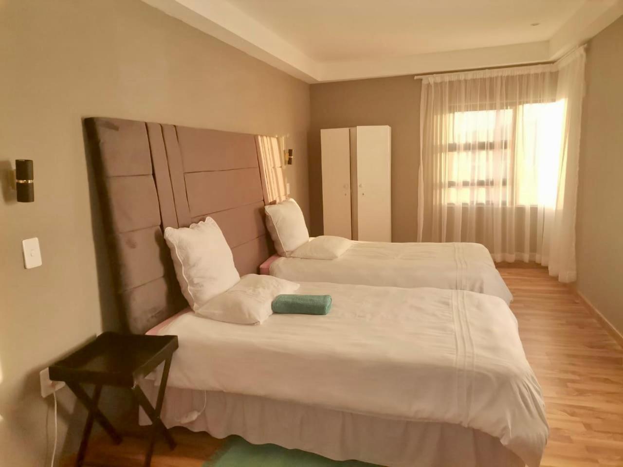 4, Fletcher B&B, Joe Gqabi