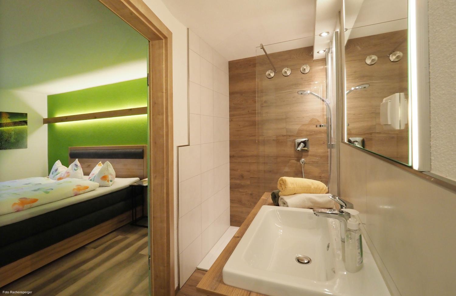 Bathroom 3, Ferienwohnung Weissacher, Zell am See