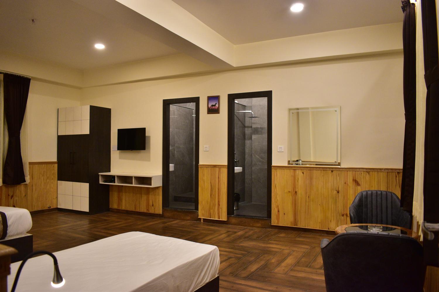 Bathroom 3, Hotel Montana Vyoo, South Sikkim