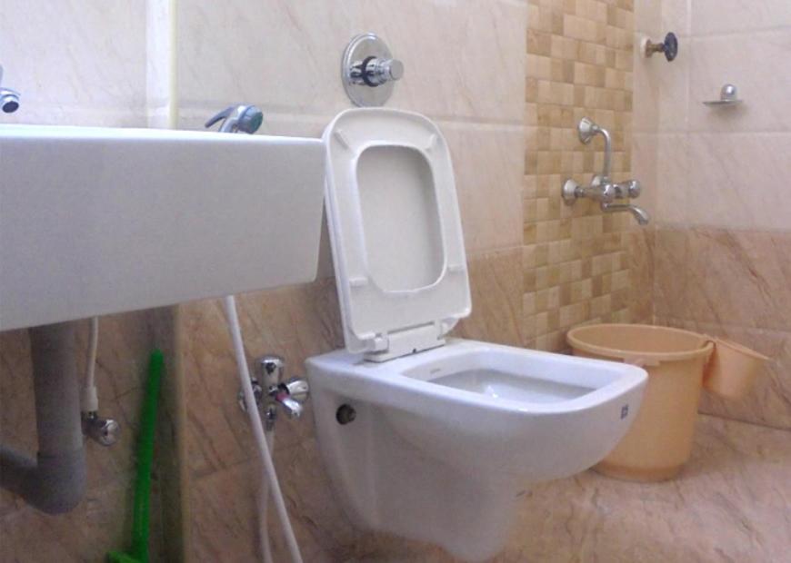 Bathroom, Chetinaad Courtyard Gandhipuram by Centre Park, Coimbatore