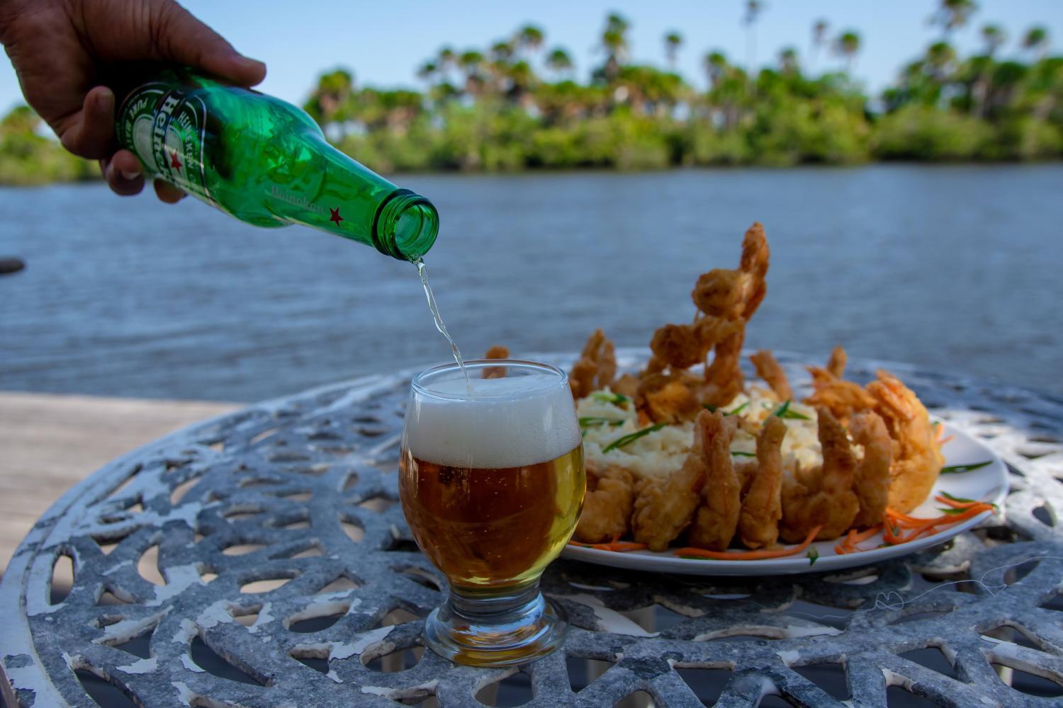 Food & Drinks