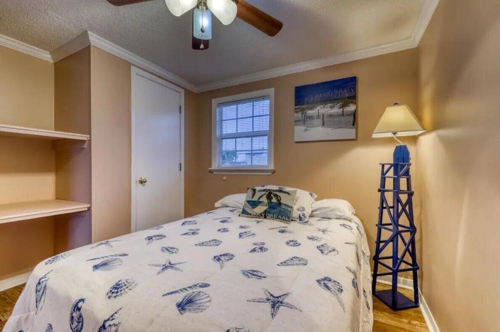 5, The Beach House on 1st Avenue, Baldwin