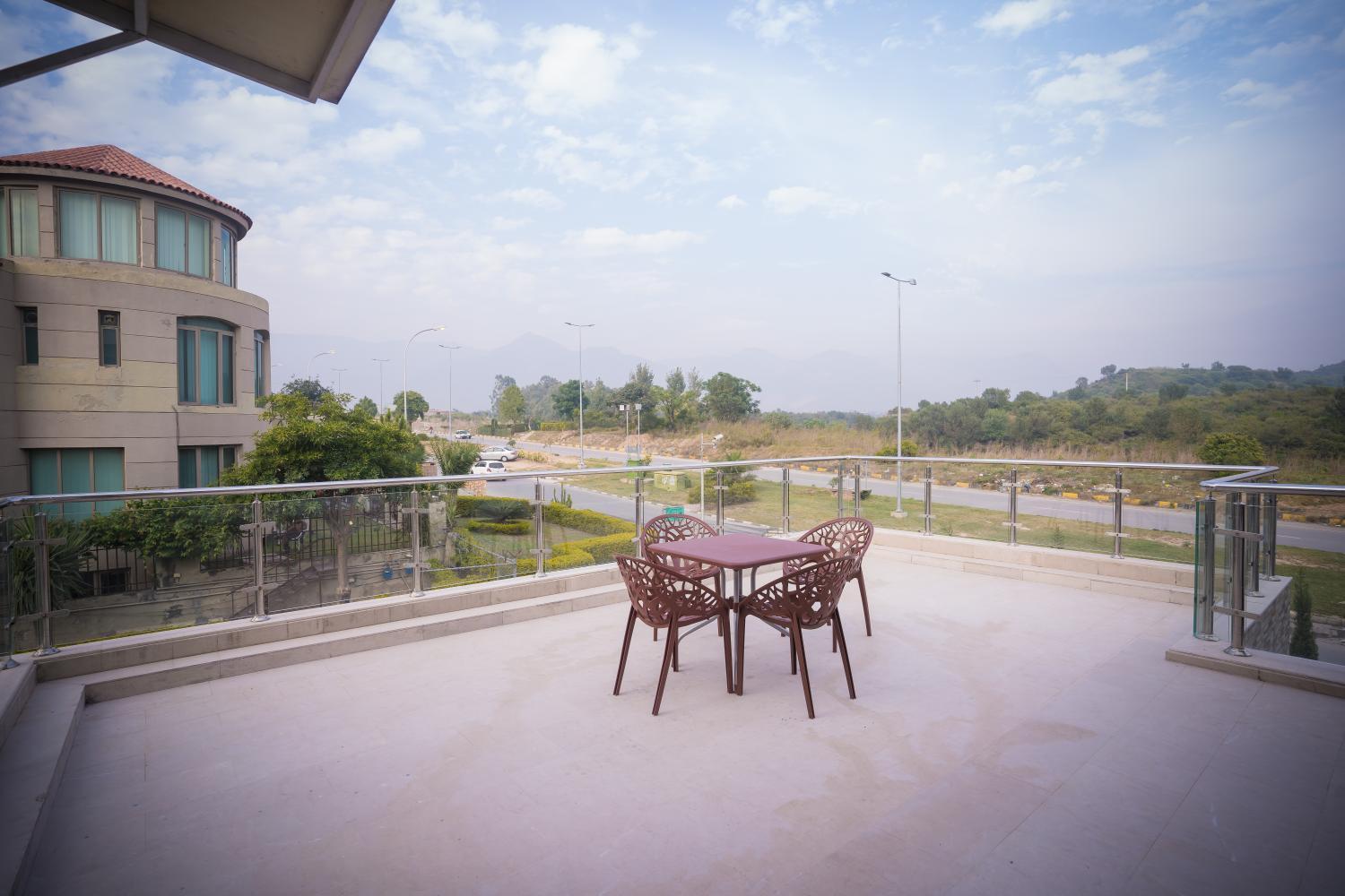 Others 5, Canadian Inn E-11 Islamabad, Islamabad