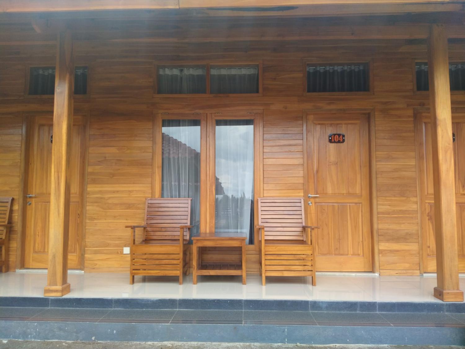 3, villa denafa, Garut