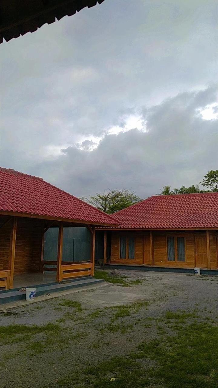 2, villa denafa, Garut