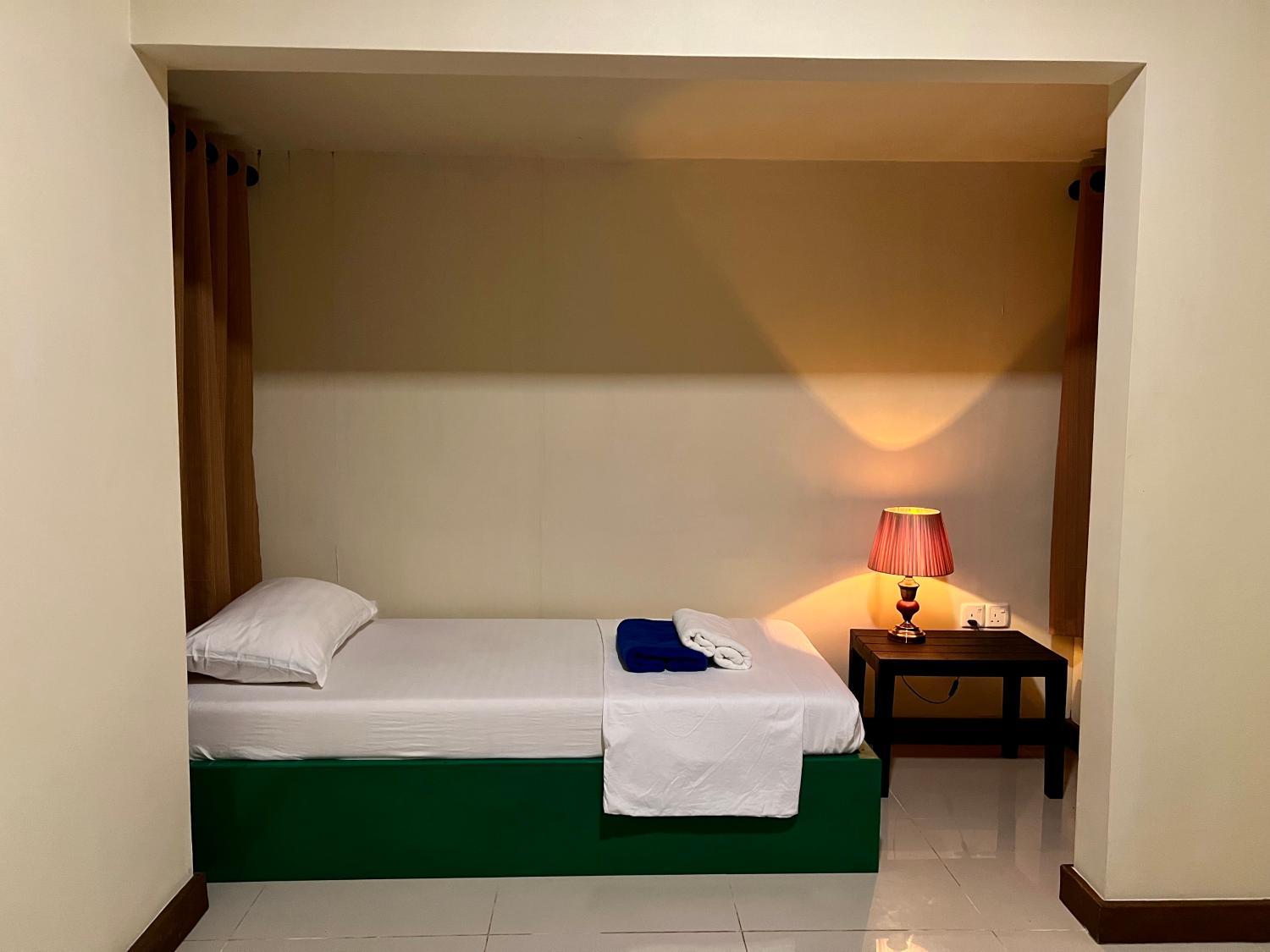 4, Athiri Inn Kelaa, Haa Alifu Atoll