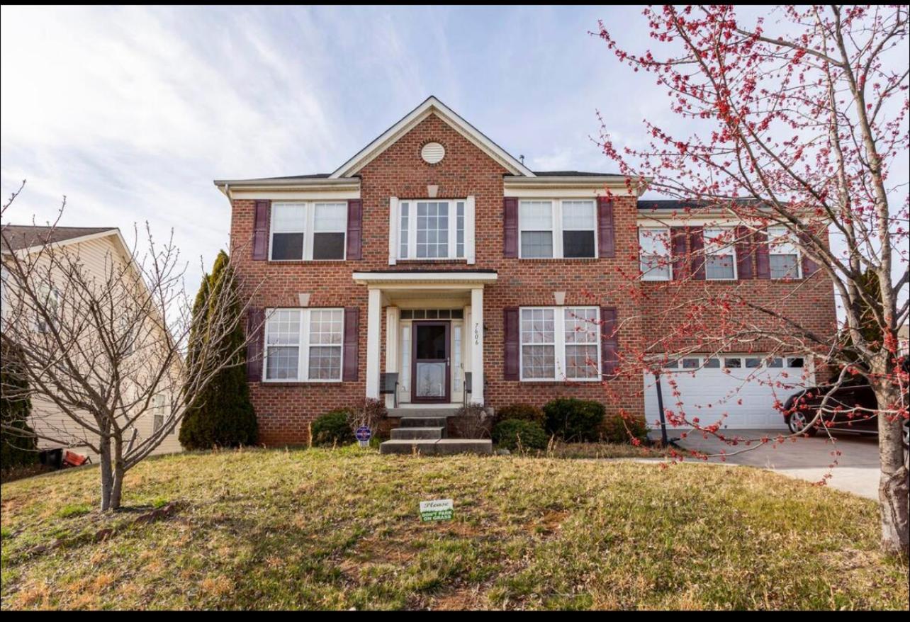 3, Van Gogh Guest Rm #3 • Van Gogh 3-Comfy Private Rm in single family home, Baltimore