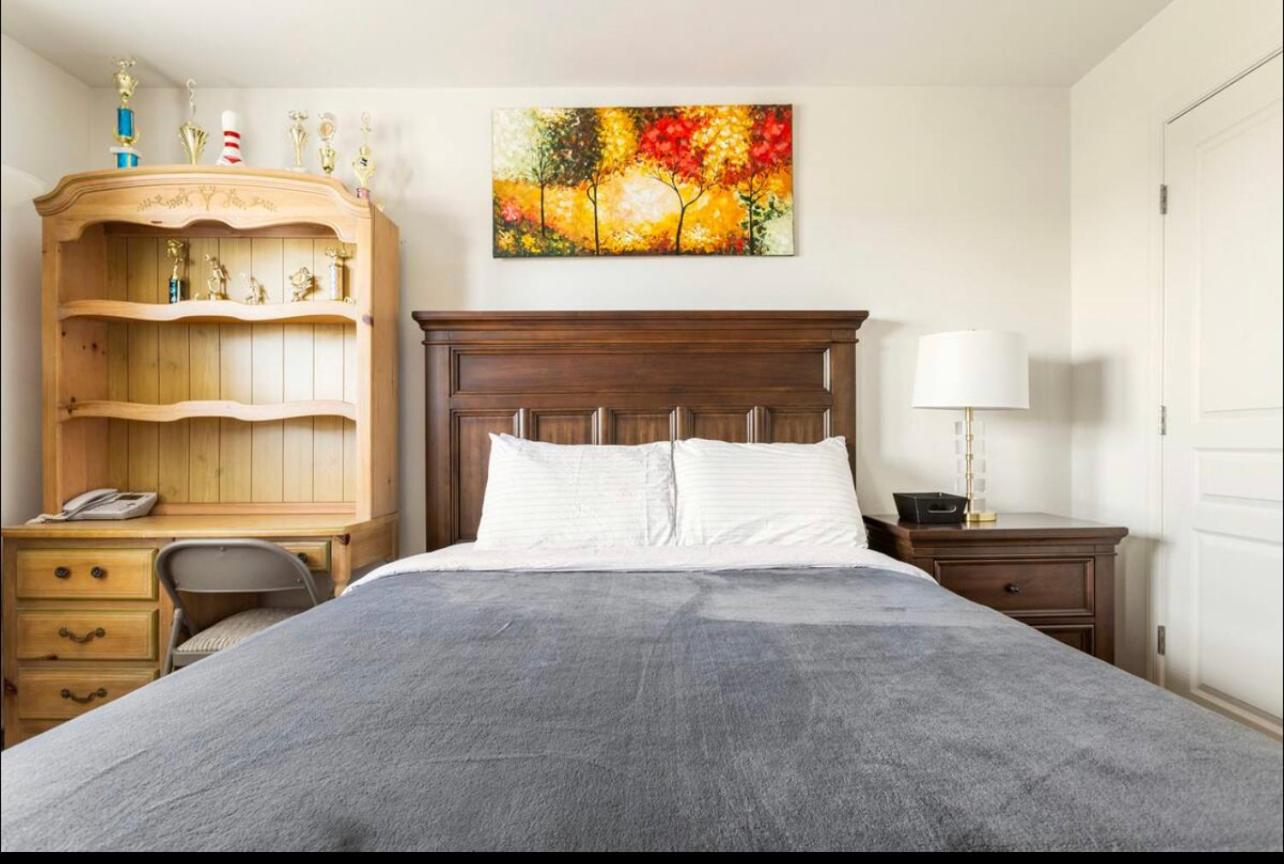 2, Van Gogh Guest Rm #3 • Van Gogh 3-Comfy Private Rm in single family home, Baltimore