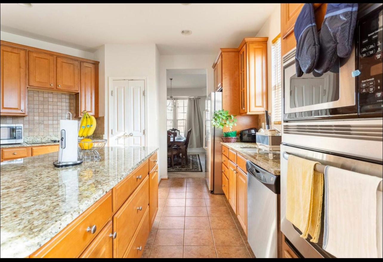 1, Van Gogh Guest Rm #3 • Van Gogh 3-Comfy Private Rm in single family home, Baltimore