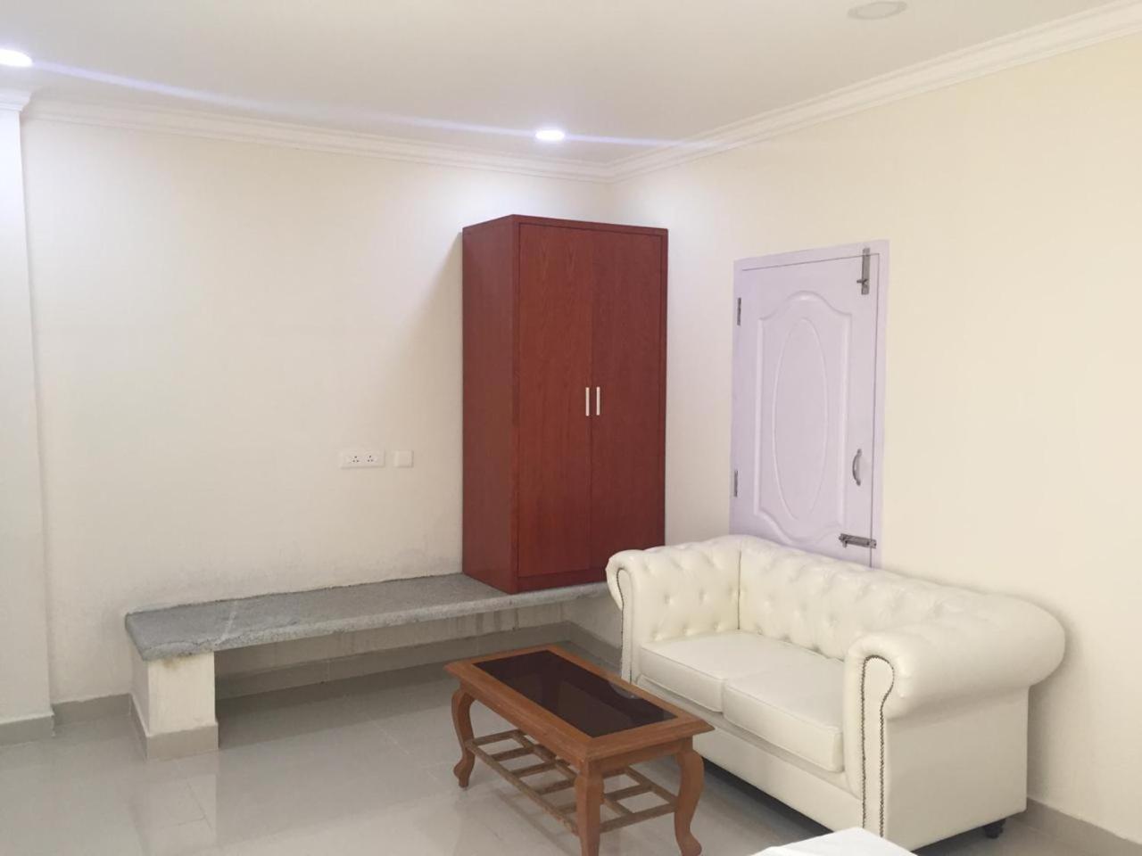 3, KING PARK RESORTS, Puducherry