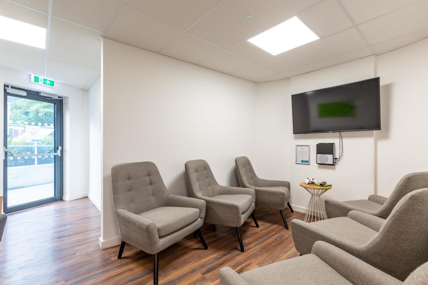 5, Ensuite Bedrooms with Shared Kitchen at Hollingbury House in Brighton, Brighton and Hove