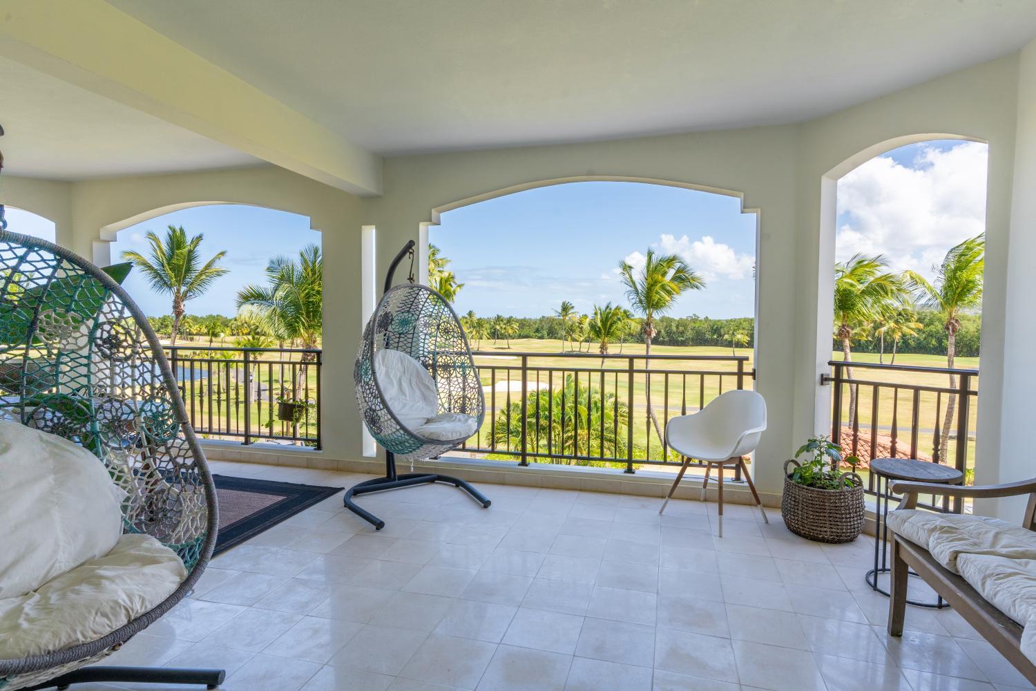 4, PGA Golf Villa and Beachfront Lifestyle
