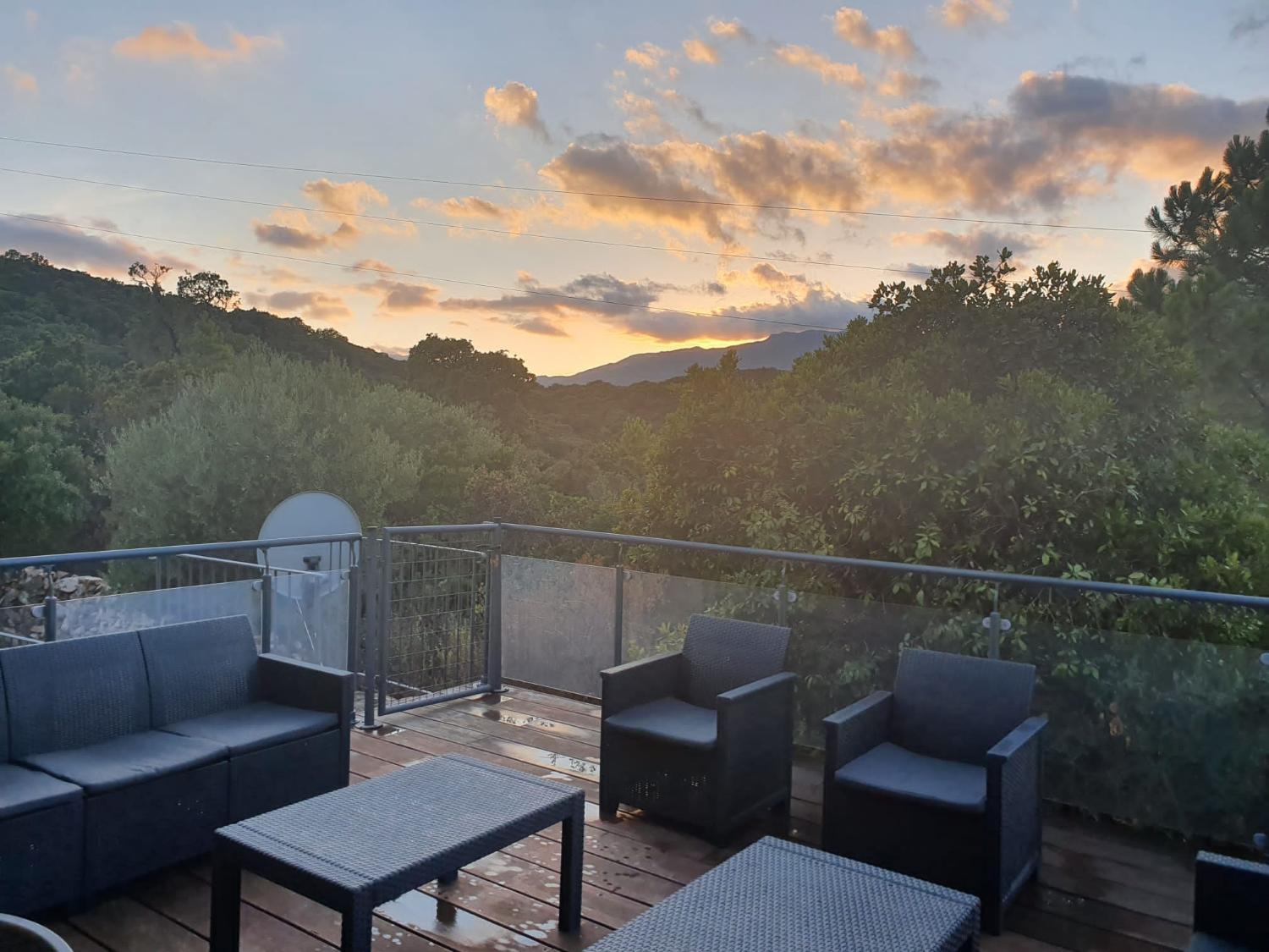 Balcony/terrace 3, Luxueuse villa Maremuntagna Porto Vecchio, Corse-du-Sud
