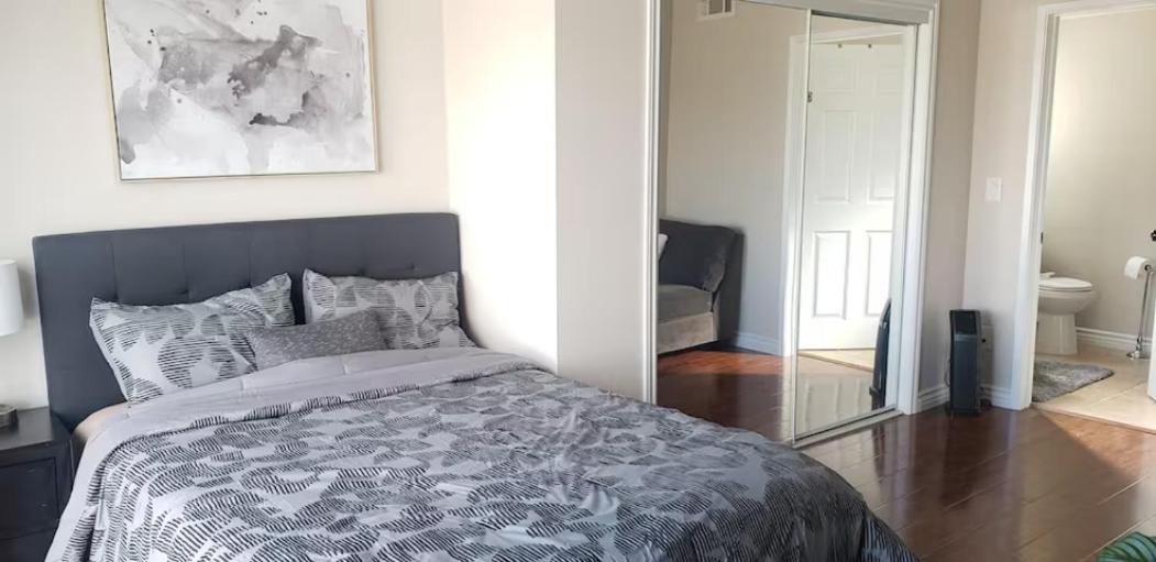 3, Private Room and Bath - Amazing City Views, Los Angeles