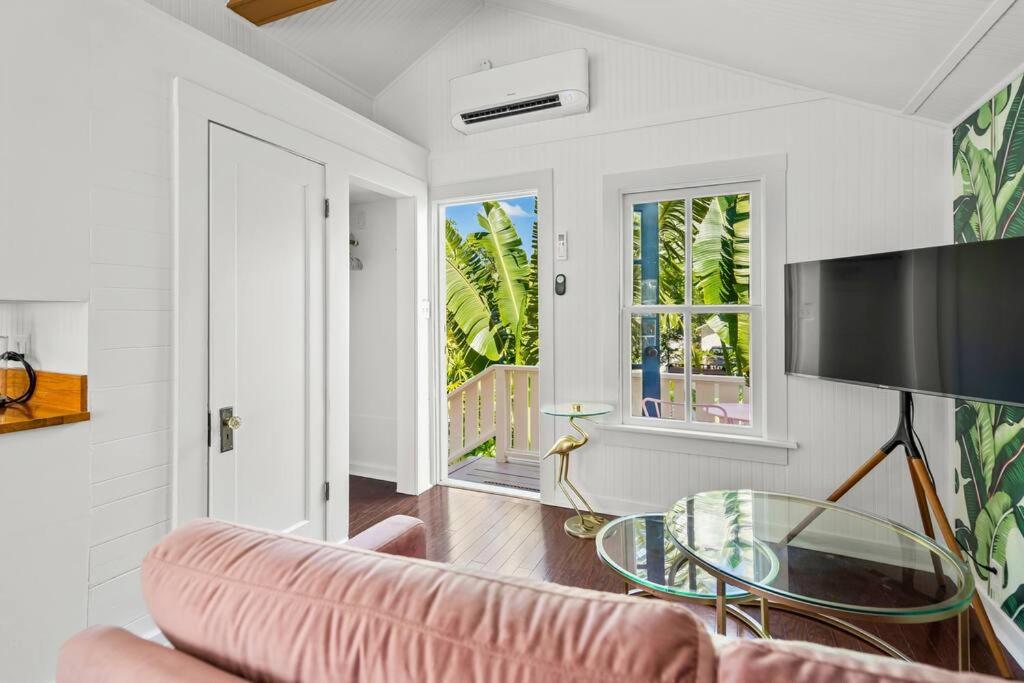 1, The Julia Place Carriage House, Sarasota