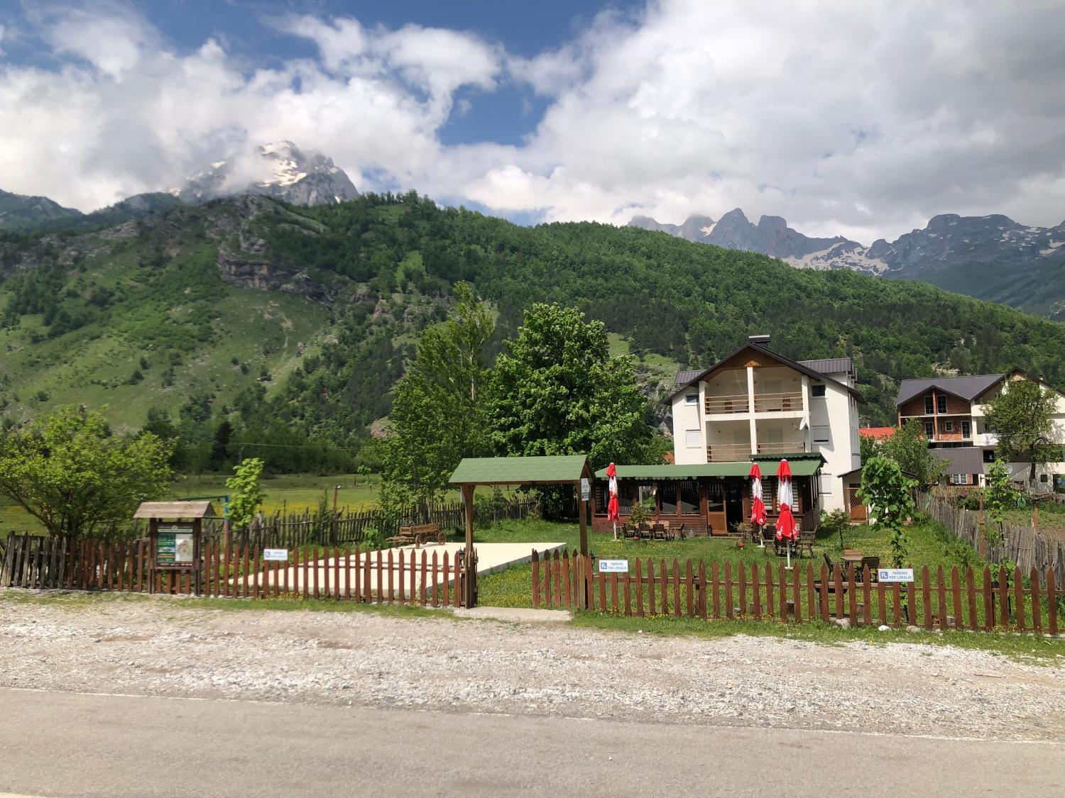 1, Guesthouse HYSA, Tropojës