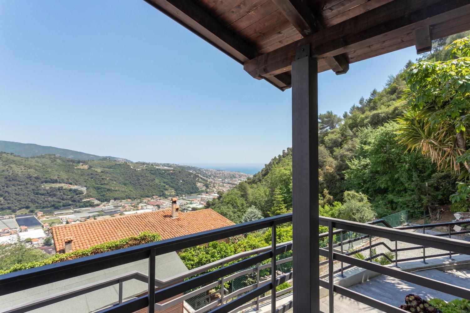 Balcony/terrace 2, Strada Degli Olandesi - Panoramic Villa, Imperia