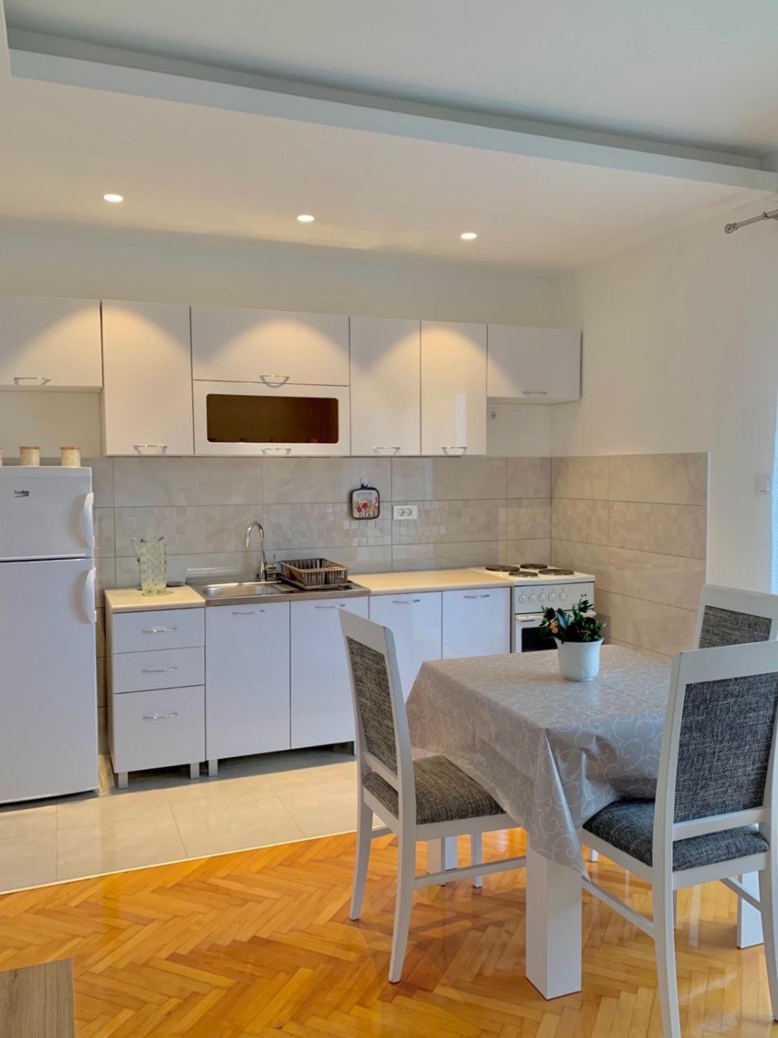 Facilities 3, Talija Apartments