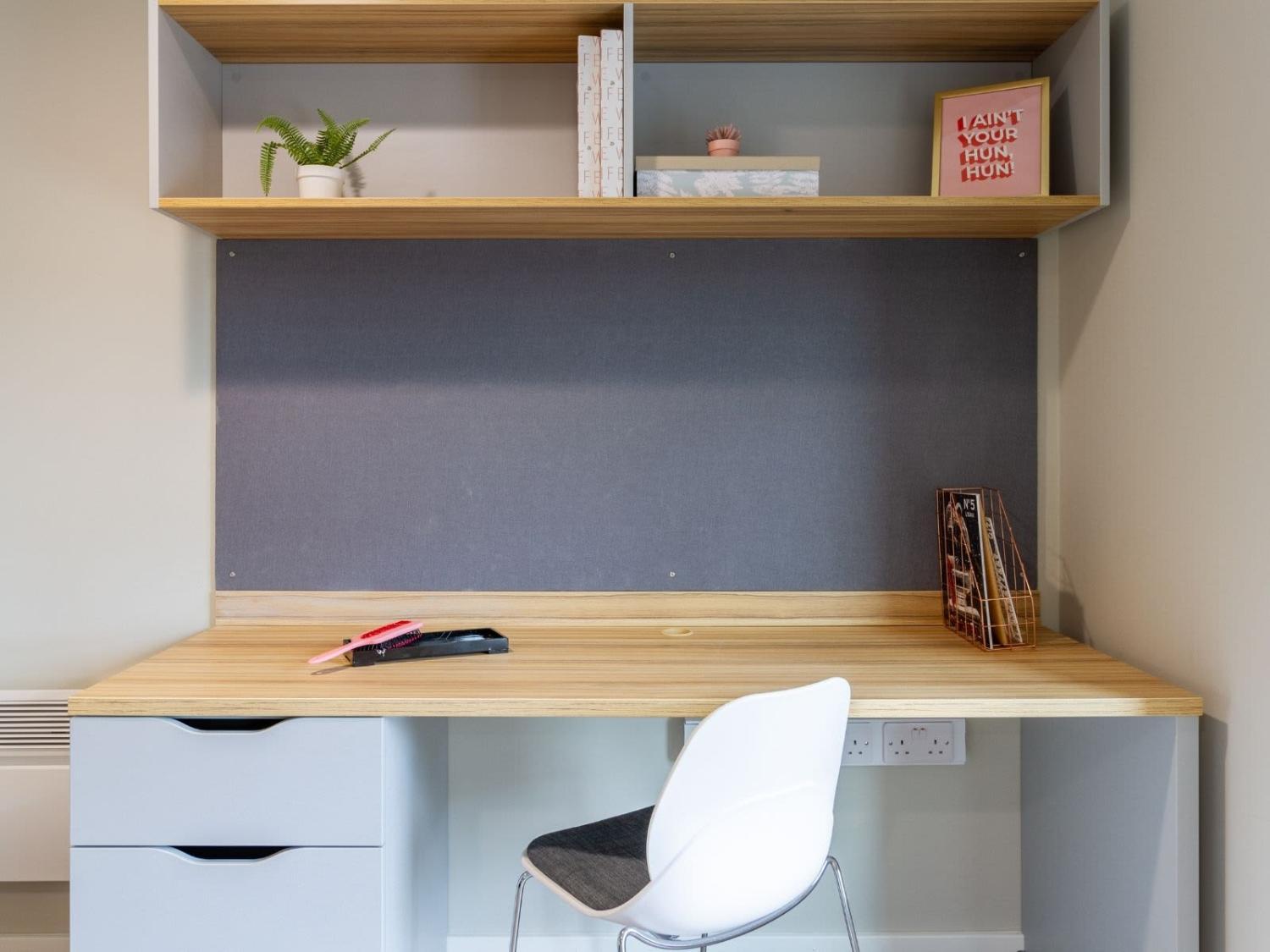 4, For Students Only Studios and Ensuite Bedrooms at Gulson Gardens in Coventry, Coventry