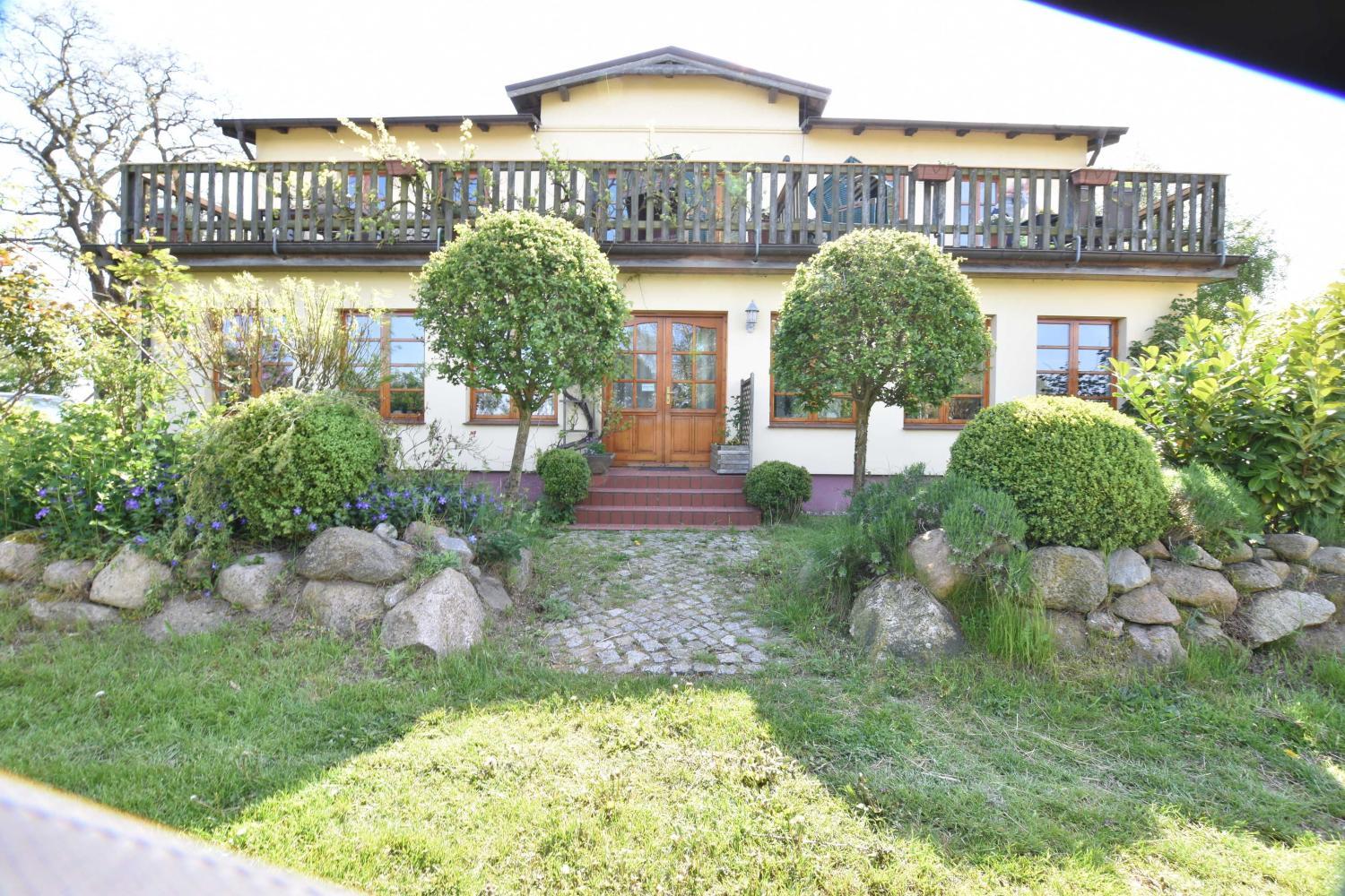 Exterior view 5, "Villa Seeheim" Ferienobjekt direkt am Wasser OVS 692, Nordwestmecklenburg