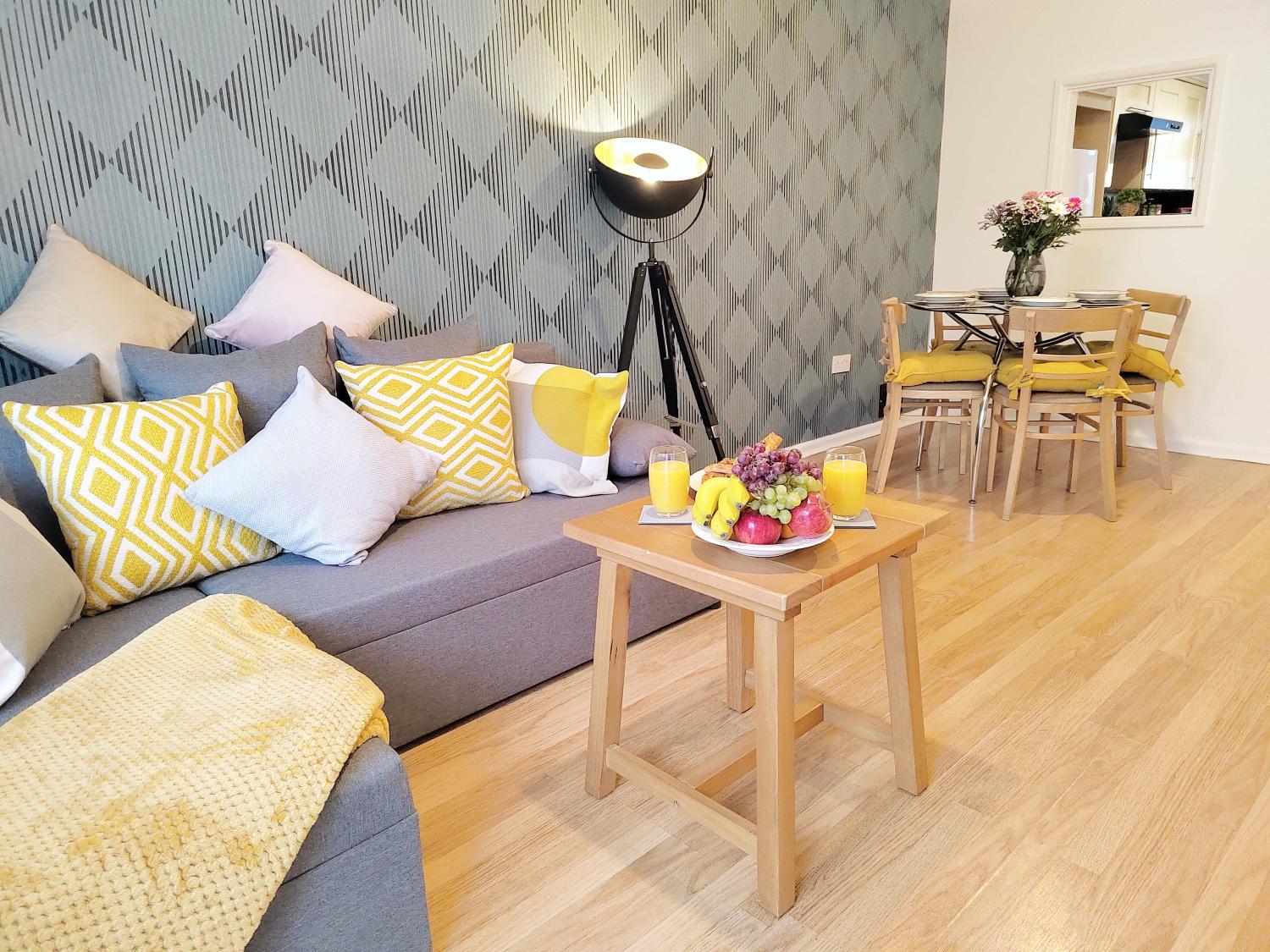 Others 2, 2 Single Beds, 1 BR Apartment, Suffolk