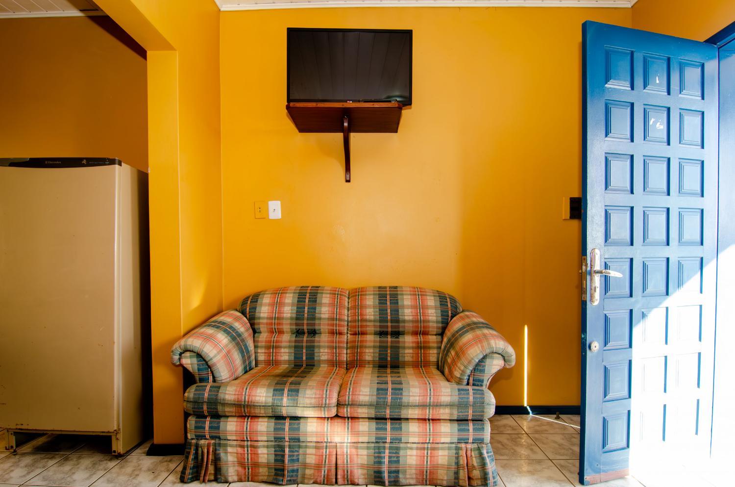 Shared lounge/TV area 3, Recanto Por do Sol, Sossego perto da Praia TY9533, Imbituba